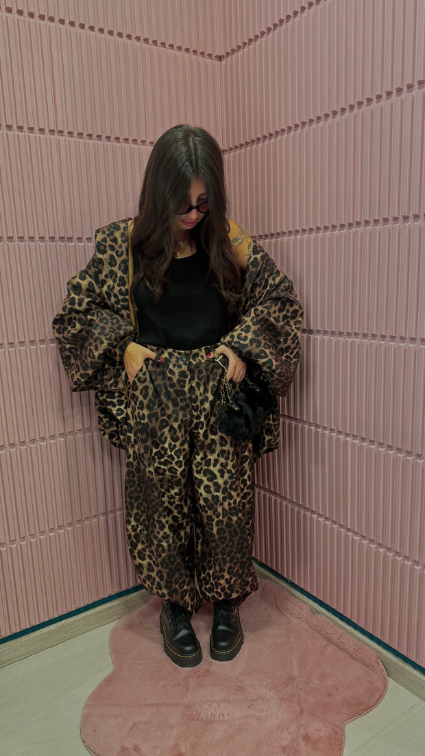 <h2>ABBIGLIAMENTO </h2>