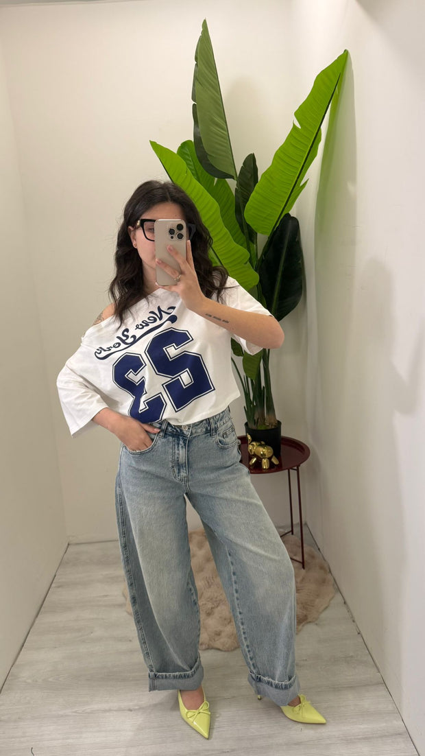 <h2>JEANS</h2>